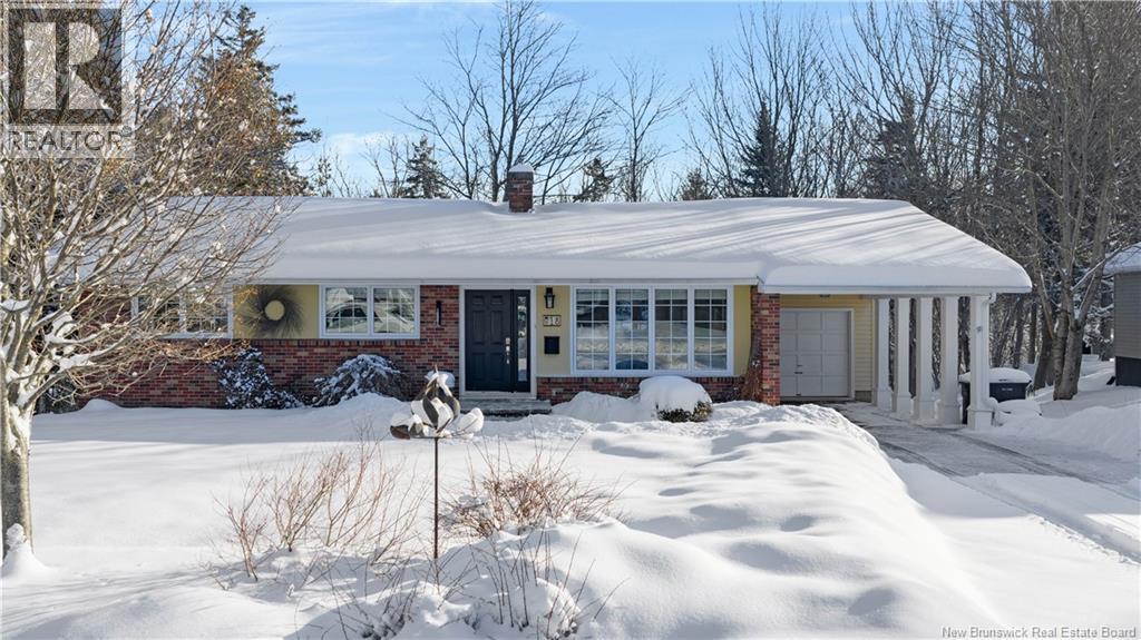 18 Holiday Drive, Rothesay, New Brunswick  E2H 1E2 - Photo 1 - NB132726