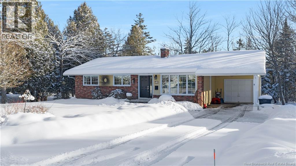 18 Holiday Drive, Rothesay, New Brunswick  E2H 1E2 - Photo 3 - NB132726