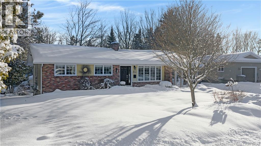 18 Holiday Drive, Rothesay, New Brunswick  E2H 1E2 - Photo 2 - NB132726