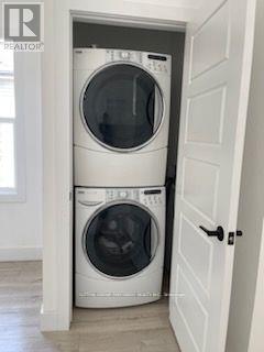 11 Amelia Street, St. Thomas, Ontario  N5R 2X5 - Photo 11 - X12736310