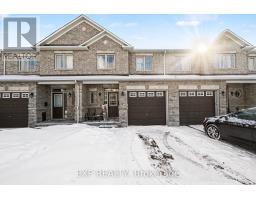 735 REGIMENT AVENUE, Ottawa, Ontario