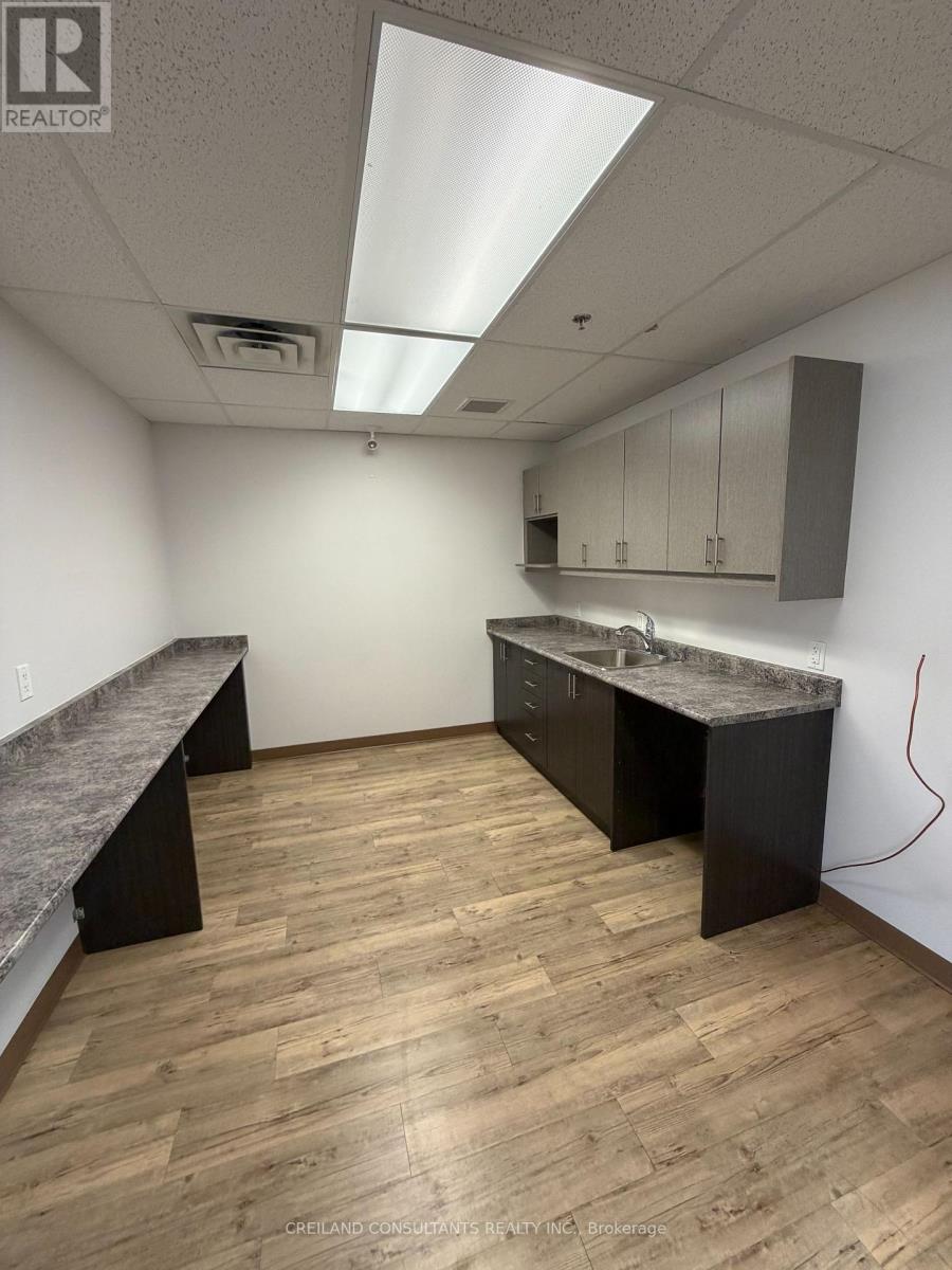 208 - 1 Rossland Road W, Ajax, Ontario  L1Z 1Z2 - Photo 8 - E12552258