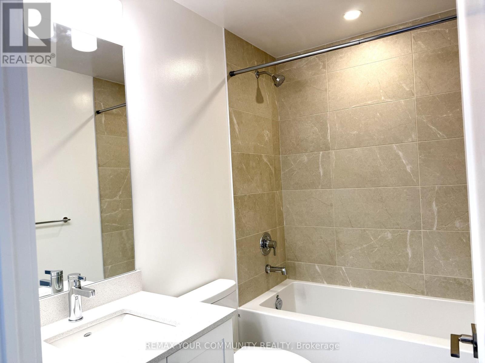 B1405 - 715 Davis Drive, Newmarket, Ontario  L3Y 0J2 - Photo 11 - N12735384