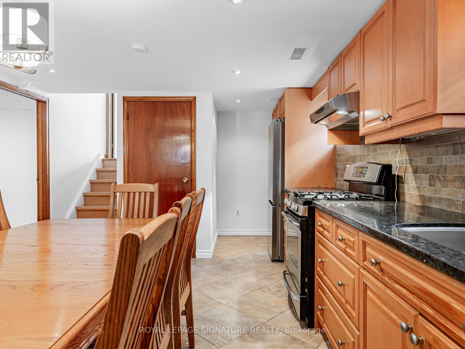 33 Ladner Drive, Toronto, Ontario  M2J 3Z8 - Photo 34 - C12736360