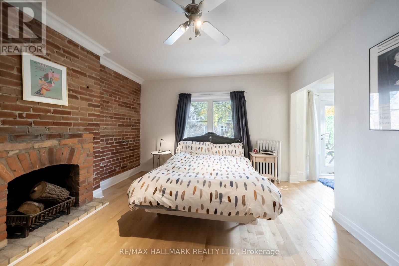 2/f - 524 Markham Street, Toronto, Ontario  M6G 2L5 - Photo 18 - C12736388