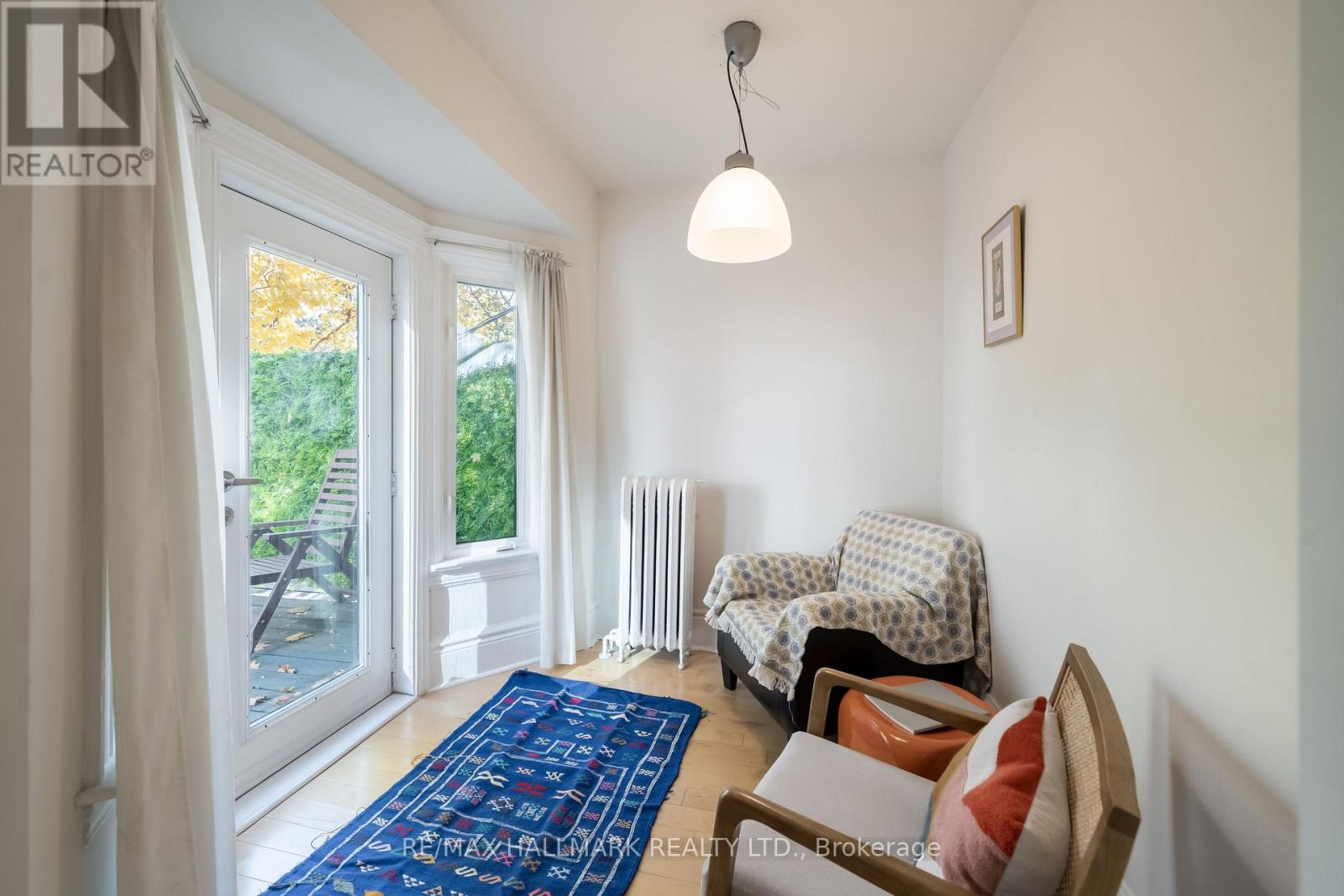 2/f - 524 Markham Street, Toronto, Ontario  M6G 2L5 - Photo 20 - C12736388