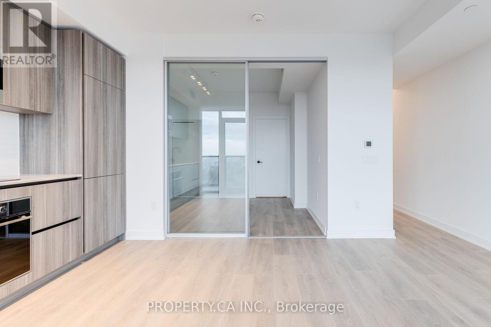 2011 - 127 Broadway Avenue, Toronto, Ontario  M4P 1V3 - Photo 11 - C12736400