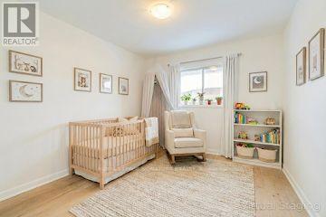 21 Prestbury Street, Toronto, Ontario  M4A 2H9 - Photo 11 - C12736468