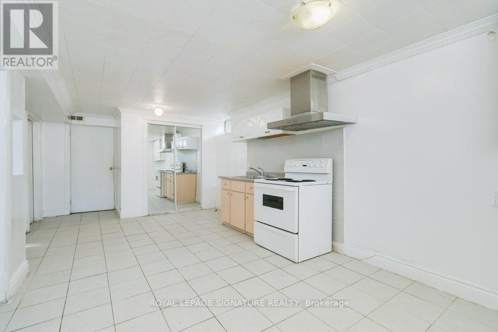 21 Prestbury Street, Toronto, Ontario  M4A 2H9 - Photo 17 - C12736468