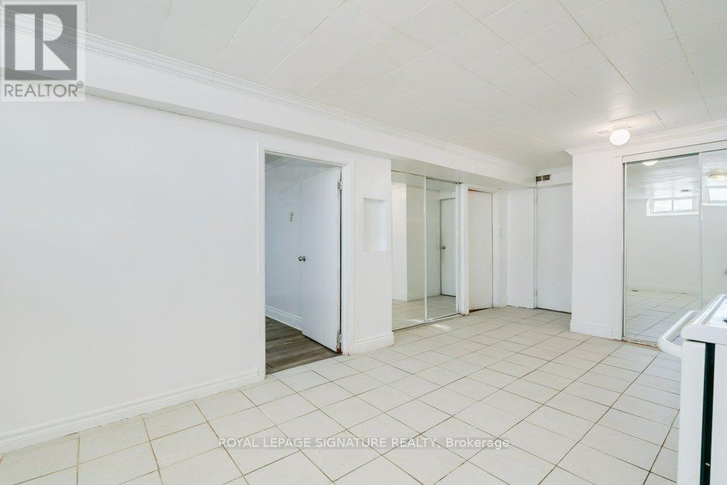 21 Prestbury Street, Toronto, Ontario  M4A 2H9 - Photo 18 - C12736468