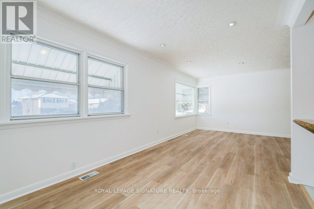 21 Prestbury Street, Toronto, Ontario  M4A 2H9 - Photo 3 - C12736468