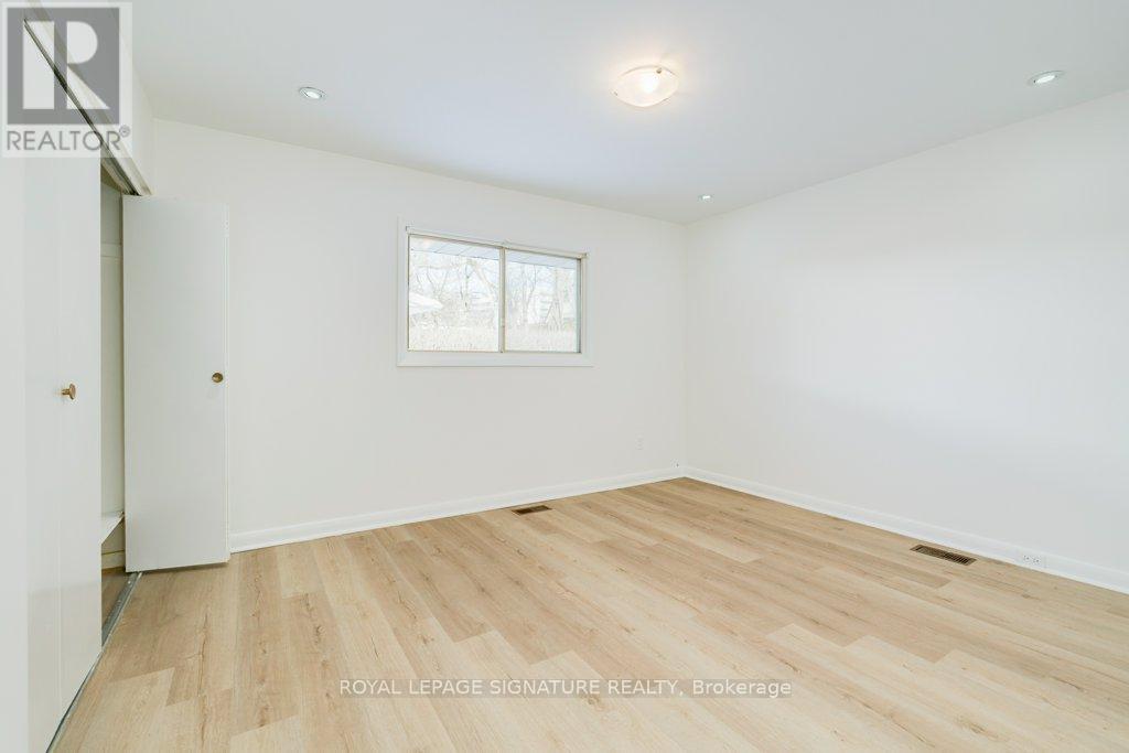 21 Prestbury Street, Toronto, Ontario  M4A 2H9 - Photo 8 - C12736468