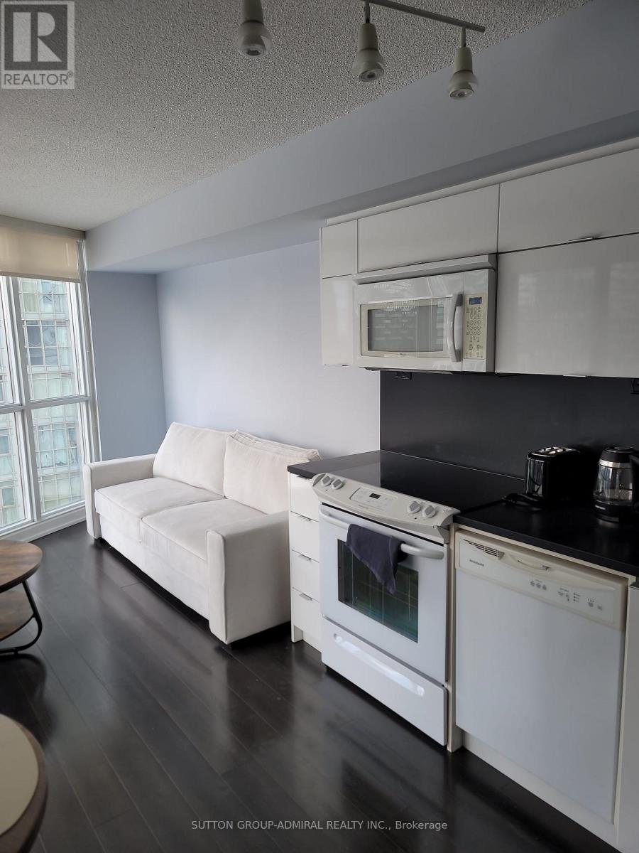 1902 - 21 ICEBOAT TERRACE, Toronto, Ontario