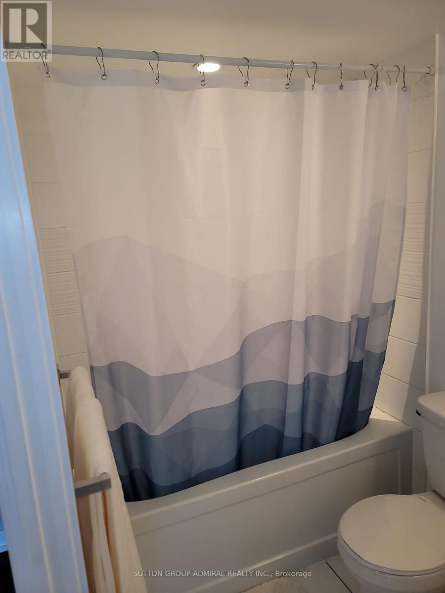 1902 - 21 Iceboat Terrace, Toronto, Ontario  M5V 4A9 - Photo 5 - C12736474