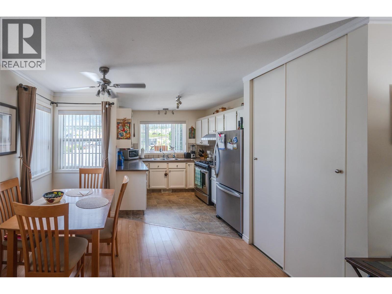 999 Burnaby Avenue Unit# 54, Penticton, British Columbia  V2A 1G7 - Photo 5 - 10368784