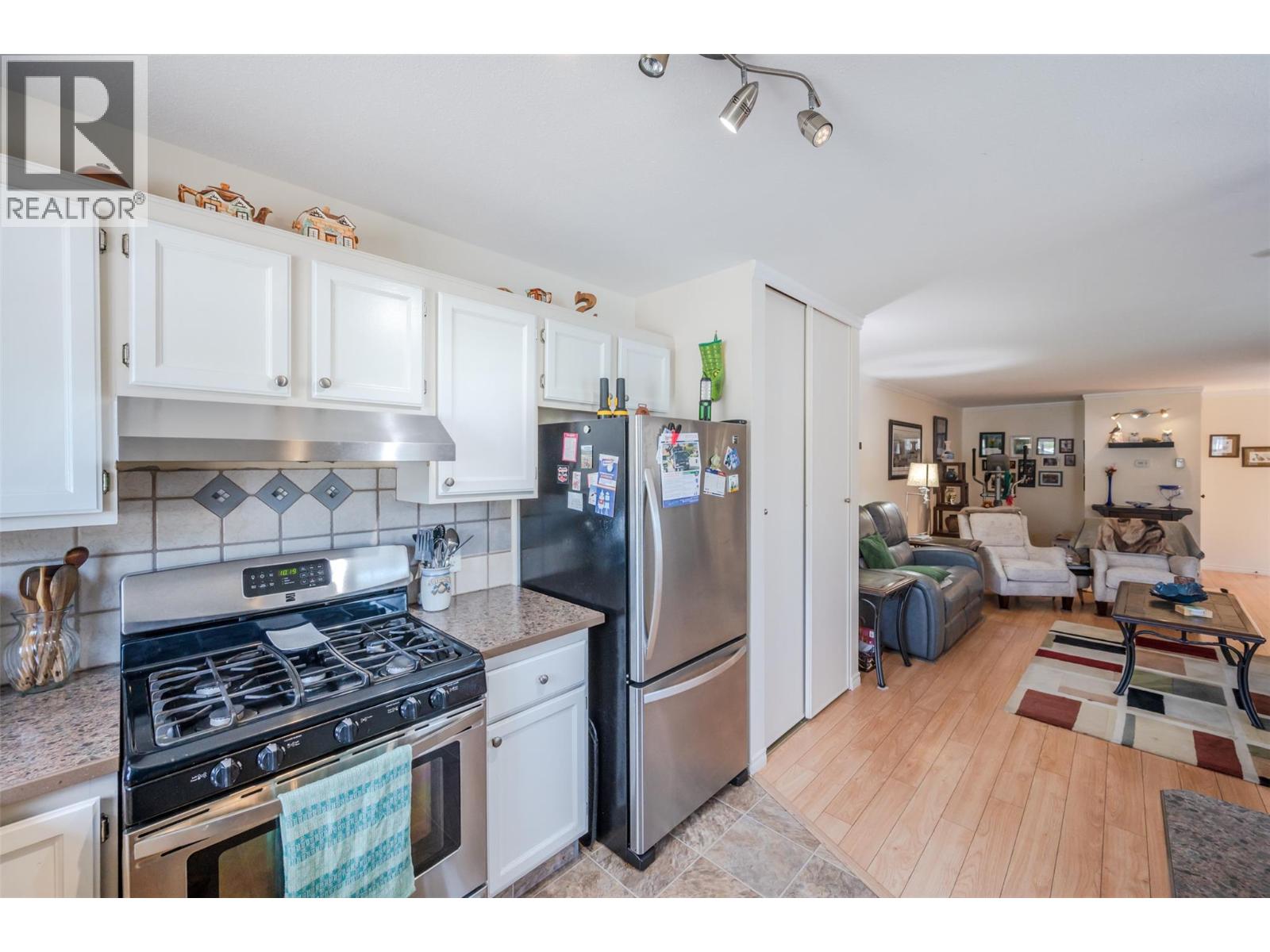 999 Burnaby Avenue Unit# 54, Penticton, British Columbia  V2A 1G7 - Photo 9 - 10368784