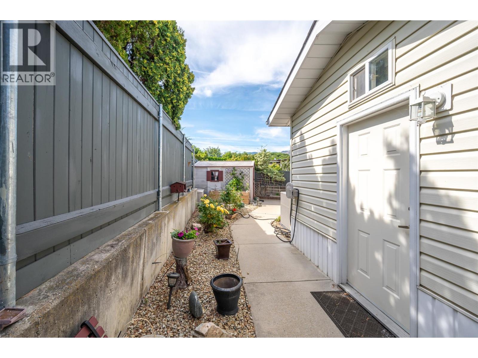 999 Burnaby Avenue Unit# 54, Penticton, British Columbia  V2A 1G7 - Photo 23 - 10368784