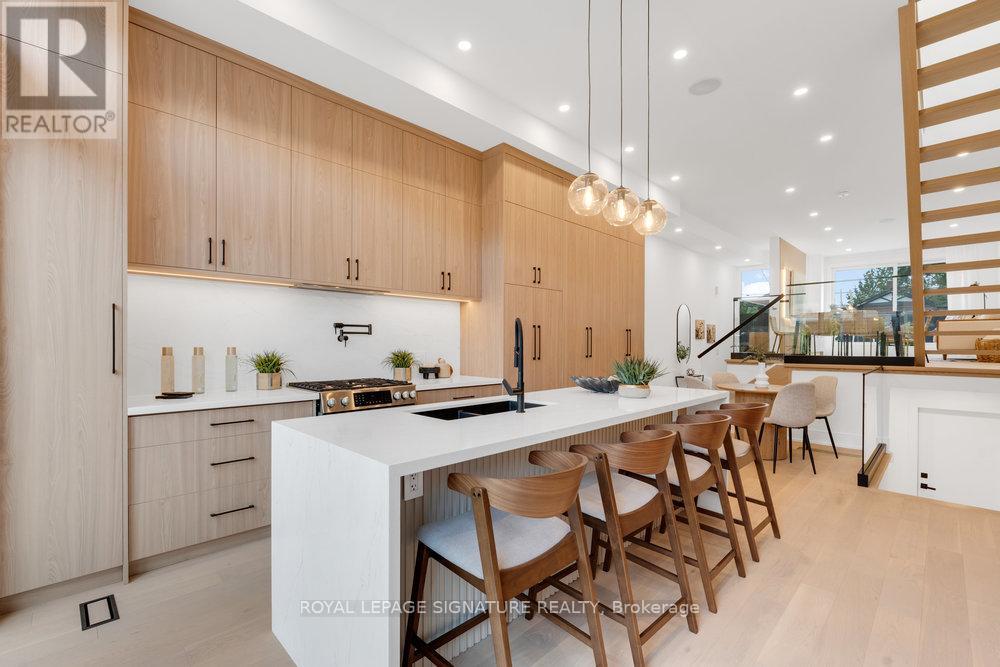 74b Floyd Avenue, Toronto, Ontario  M4K 2B5 - Photo 14 - E12736308