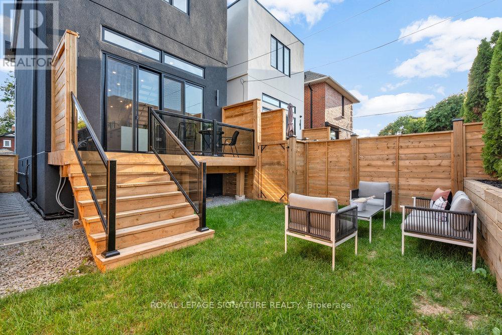 74b Floyd Avenue, Toronto, Ontario  M4K 2B5 - Photo 36 - E12736308