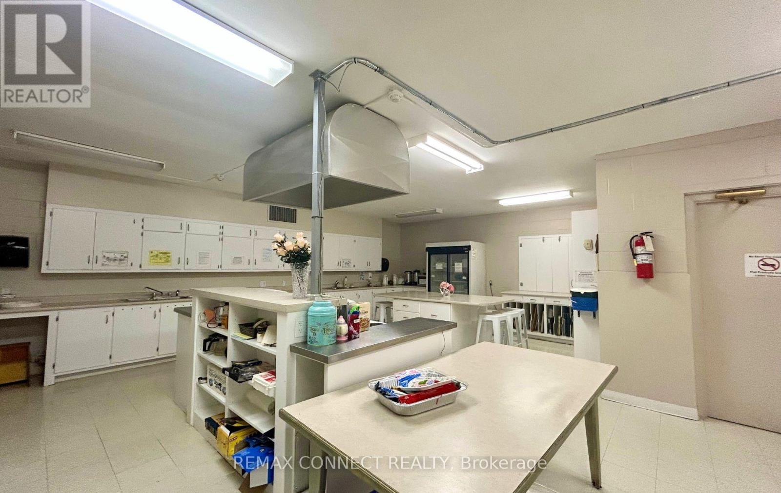 Lower&office - 676 Simcoe Street N, Oshawa, Ontario  L1G 4V7 - Photo 11 - E12736326