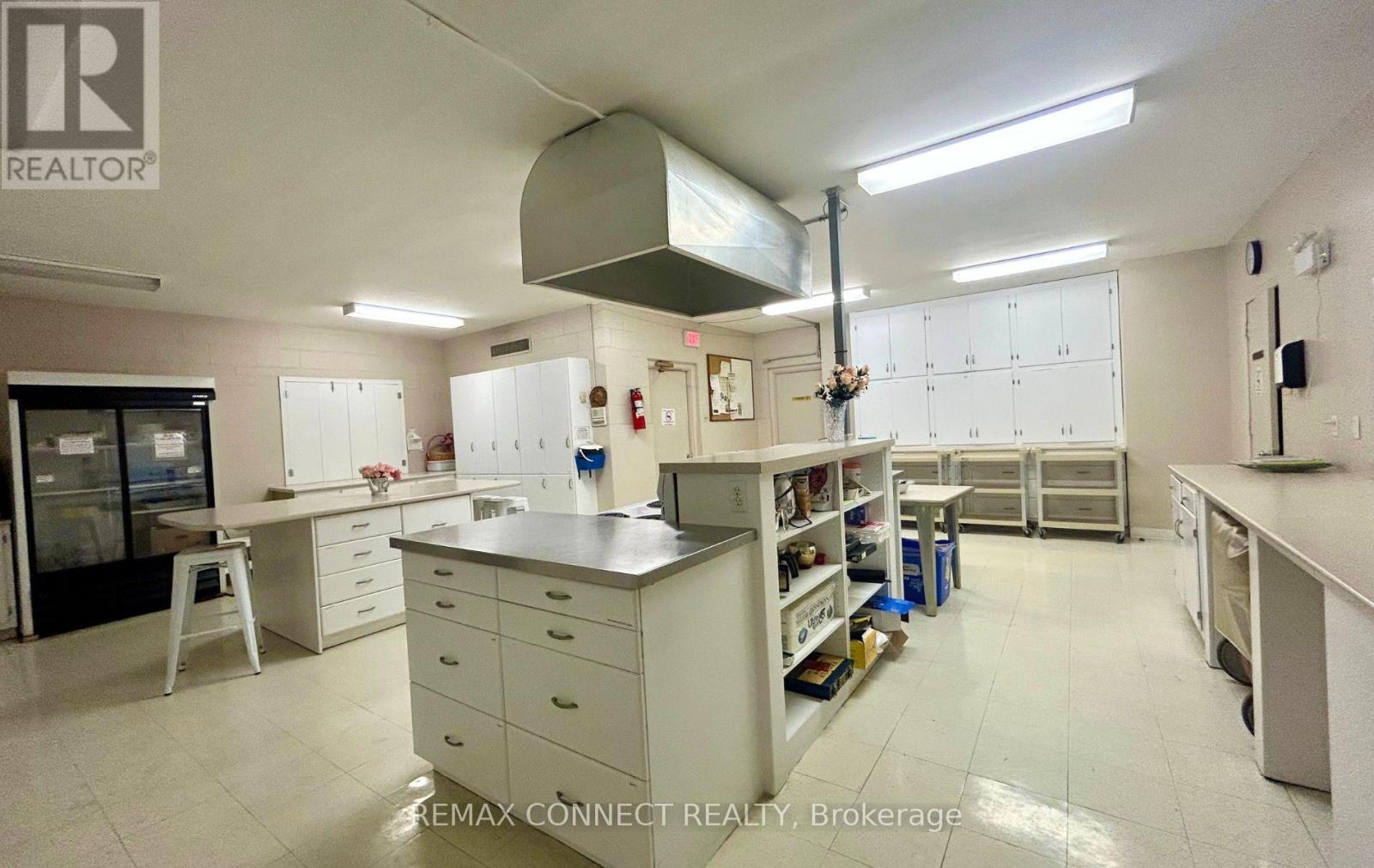 Lower&office - 676 Simcoe Street N, Oshawa, Ontario  L1G 4V7 - Photo 12 - E12736326