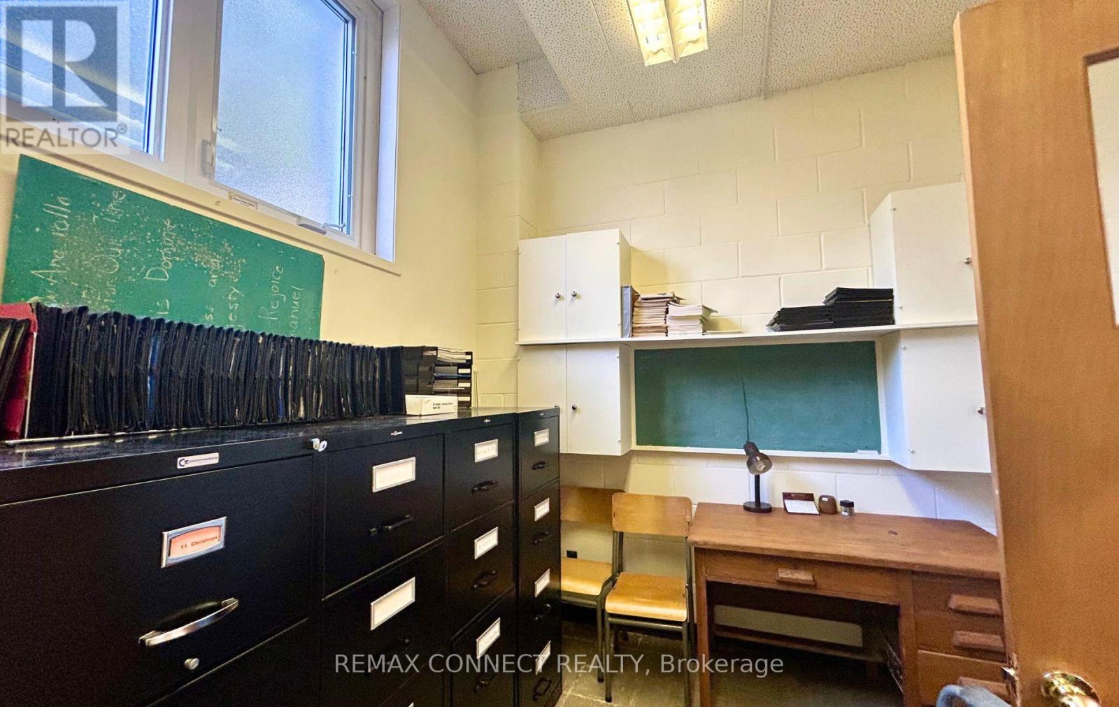 Lower&office - 676 Simcoe Street N, Oshawa, Ontario  L1G 4V7 - Photo 21 - E12736326