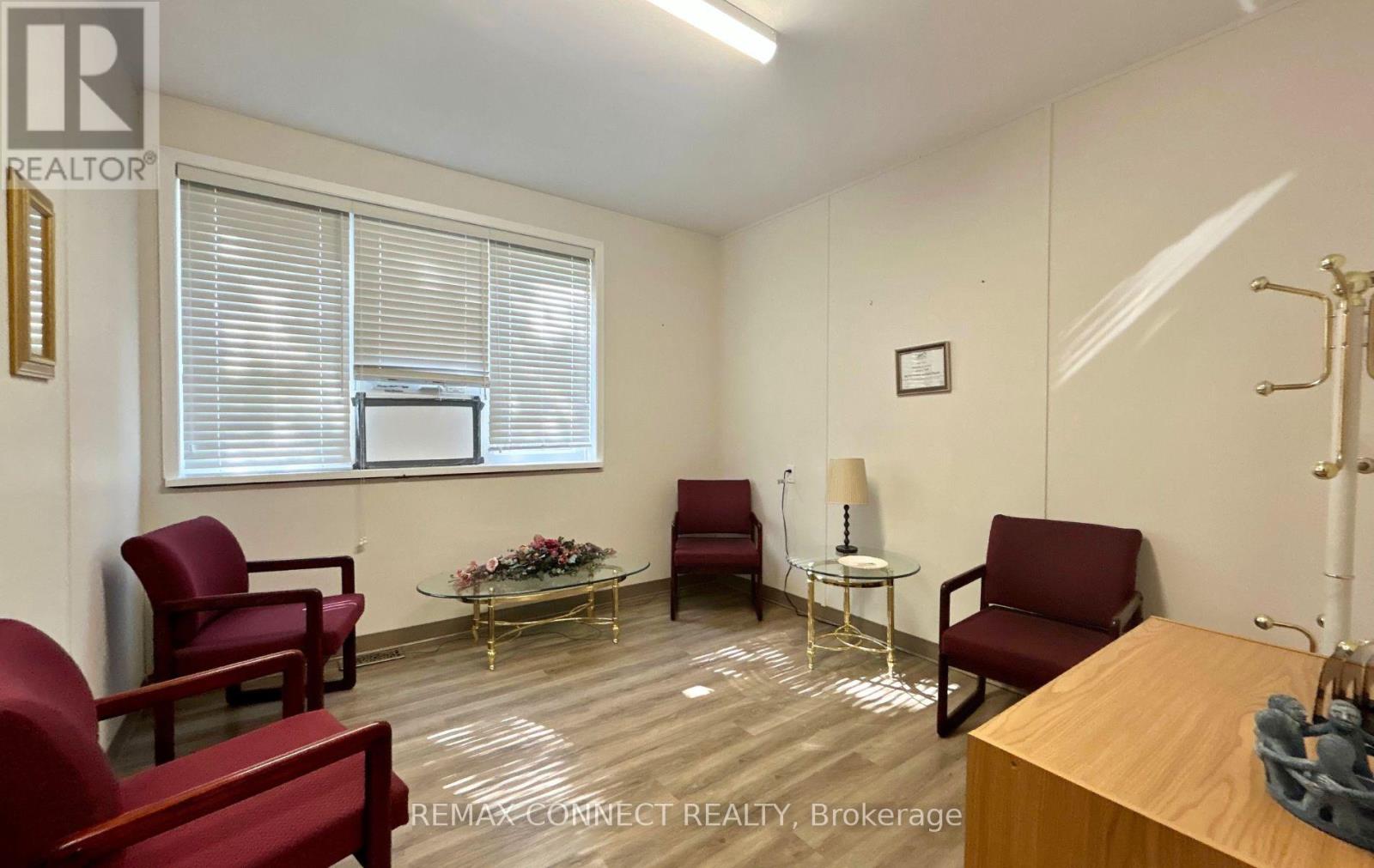 Lower&office - 676 Simcoe Street N, Oshawa, Ontario  L1G 4V7 - Photo 9 - E12736326