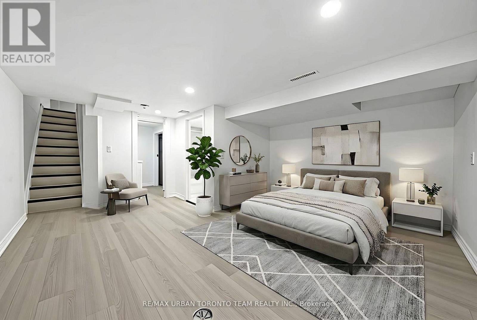 Main - 880 Dundas Street E, Toronto, Ontario  M4M 1R3 - Photo 13 - E12736366