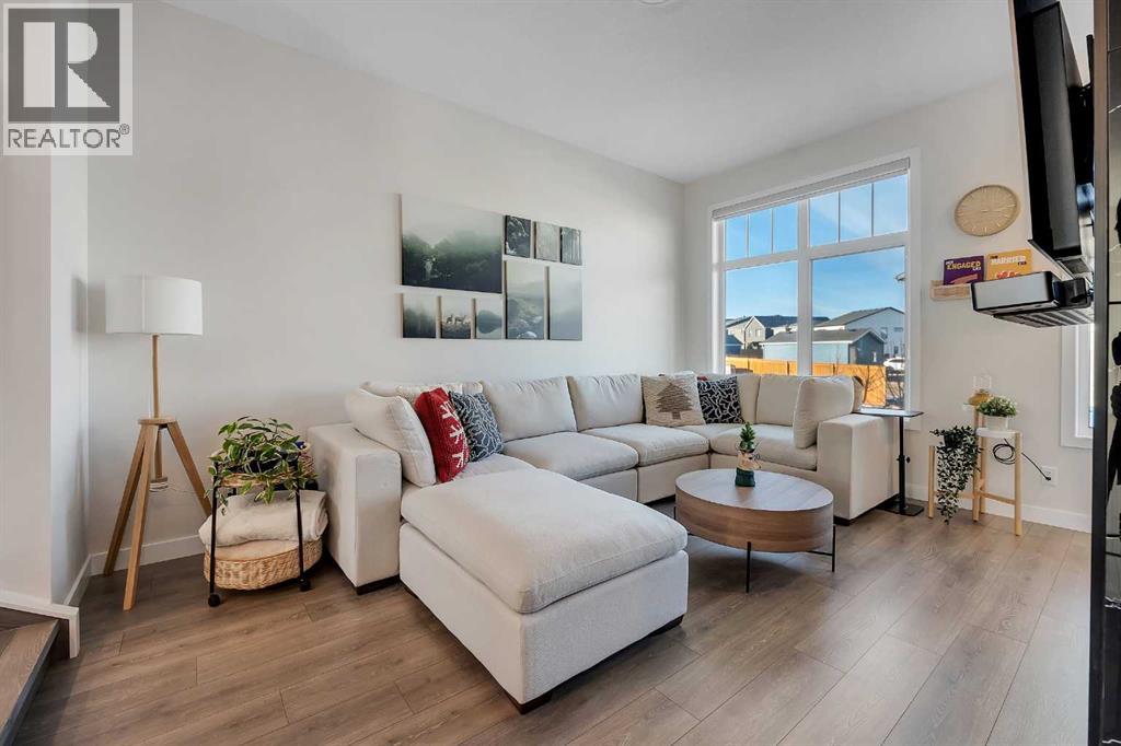 11 Marmot Way Nw, Calgary, Alberta  T3R 2C1 - Photo 8 - A2281241