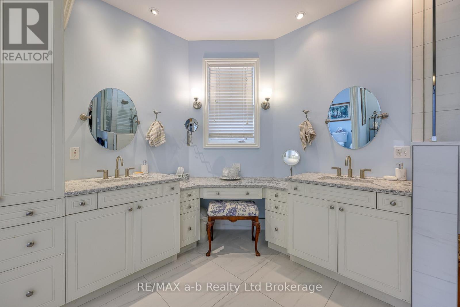 11 Norsworthy Lane, Ingersoll, Ontario  N5C 4G5 - Photo 34 - X12734612