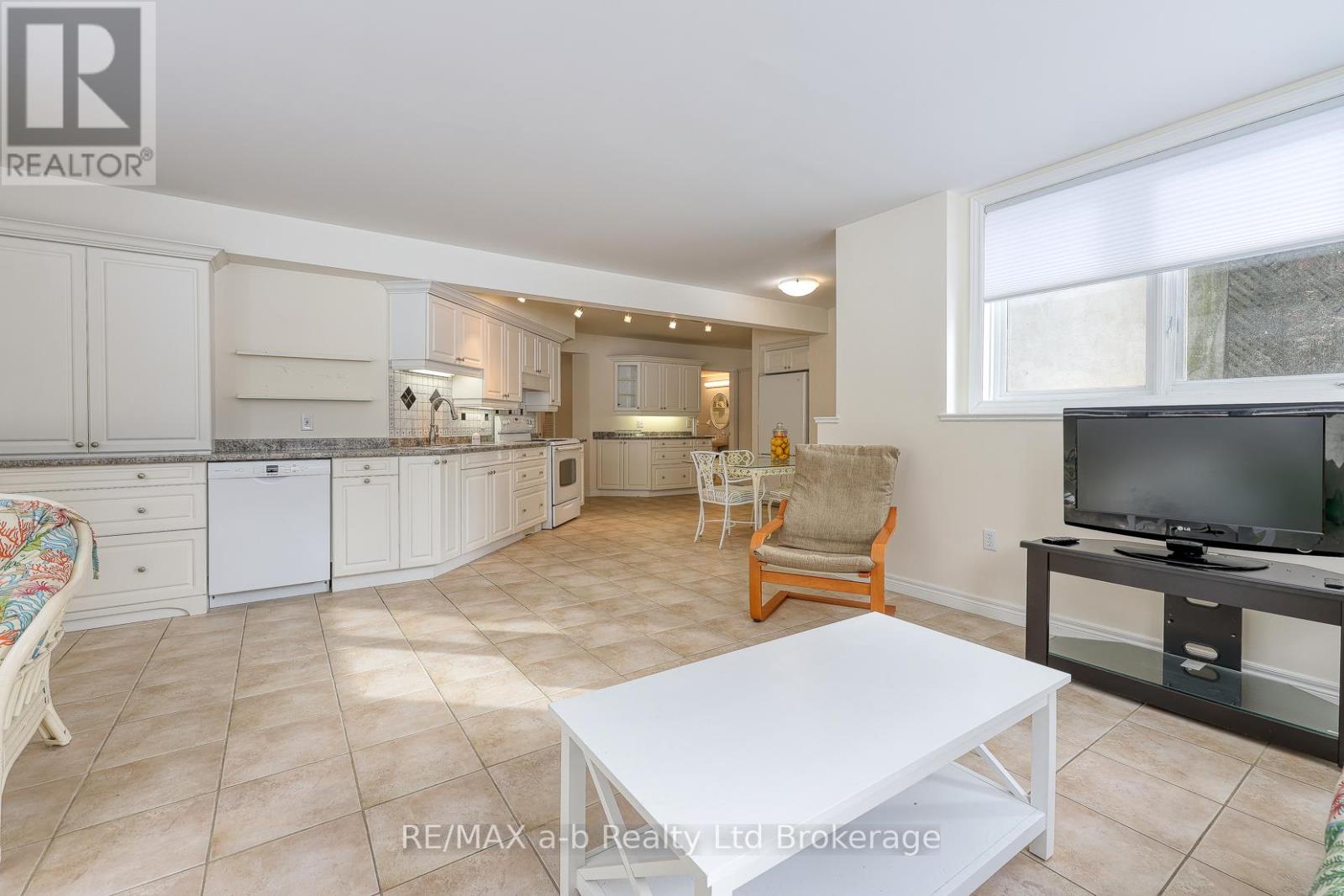 11 Norsworthy Lane, Ingersoll, Ontario  N5C 4G5 - Photo 47 - X12734612