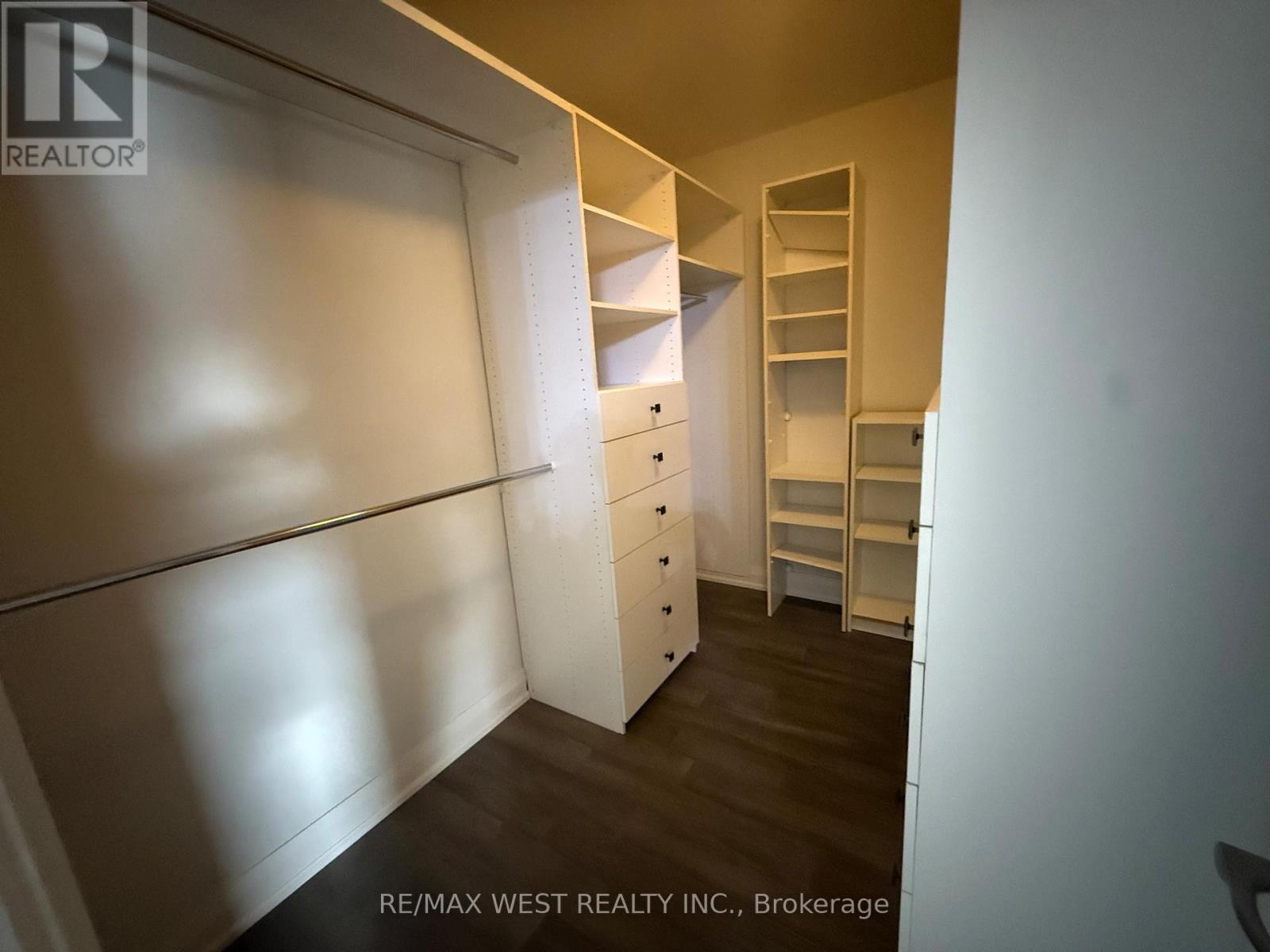 15 Dundurn Crescent, Vaughan, Ontario  L4J 6Z1 - Photo 10 - N12736396