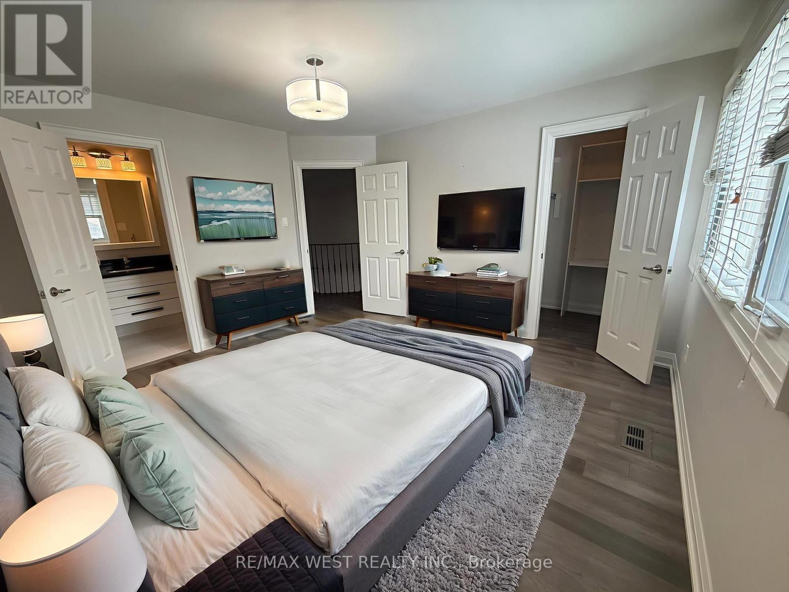 15 Dundurn Crescent, Vaughan, Ontario  L4J 6Z1 - Photo 12 - N12736396