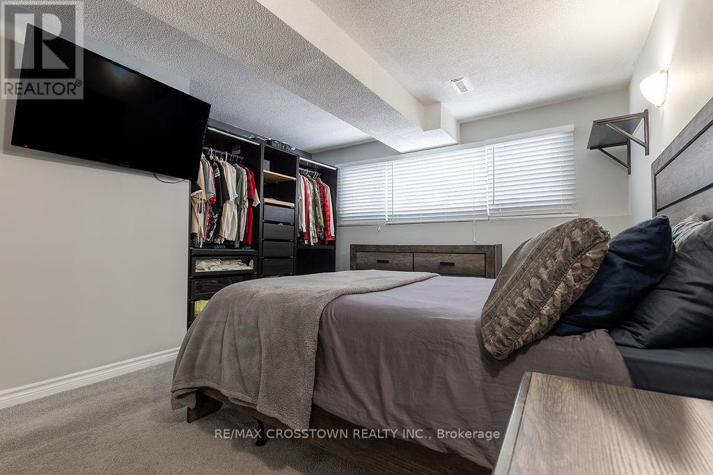 101 Crown Crescent, Bradford West Gwillimbury (Bradford), Ontario  L3Z 2M2 - Photo 33 - N12736462