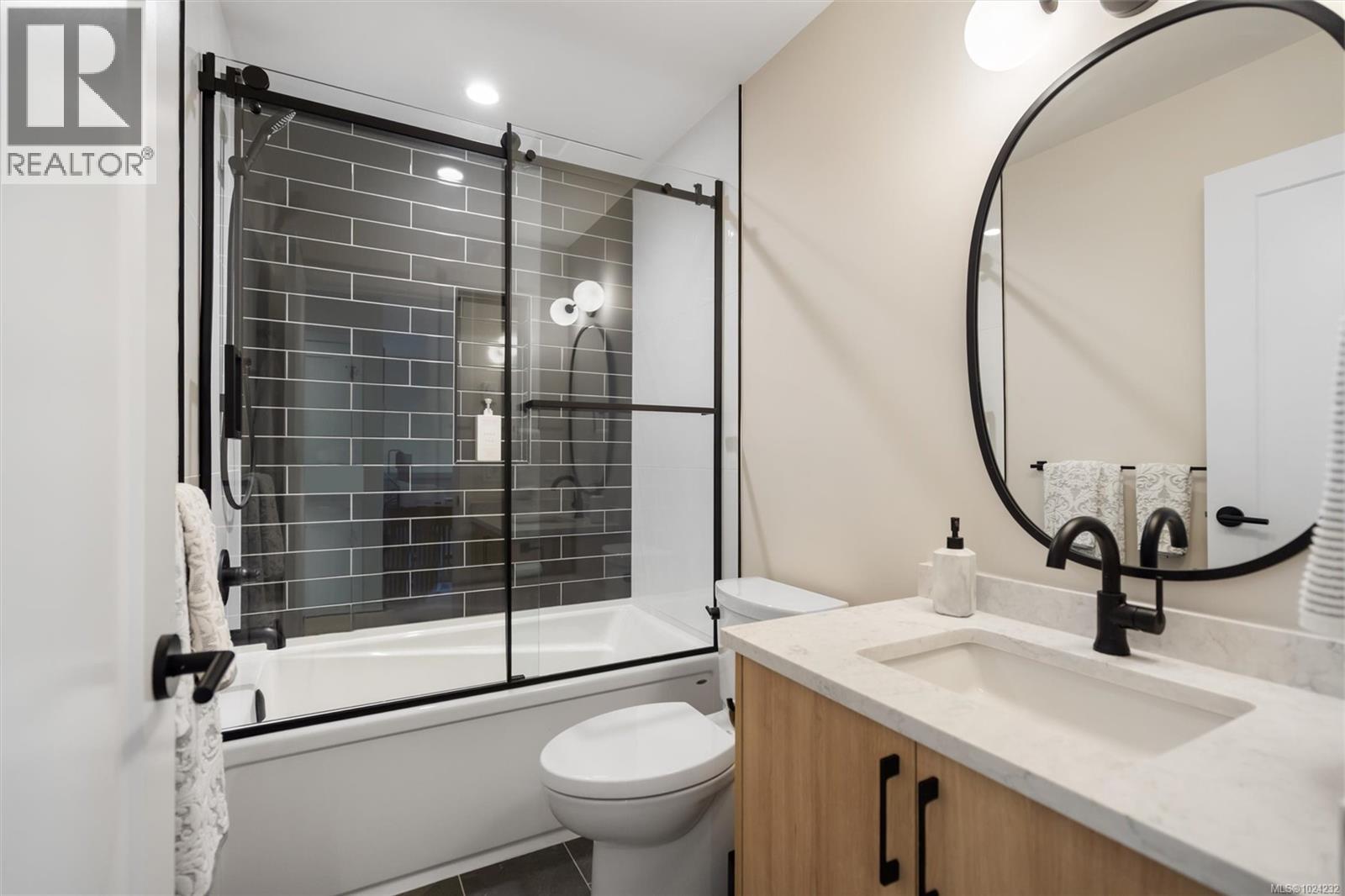 18 3921 Olympian Way, Colwood, British Columbia  V9C 0T1 - Photo 34 - 1024232