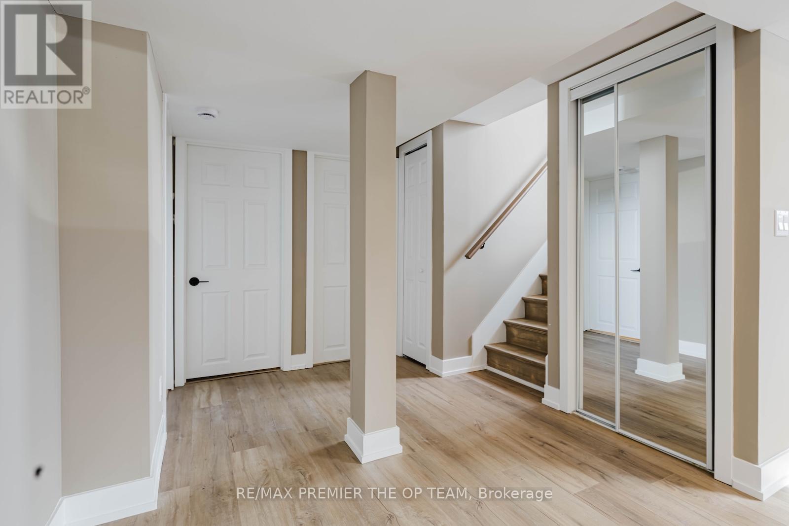 198 Rose Street, Barrie (Wellington), Ontario  L4M 2T9 - Photo 24 - S12736356