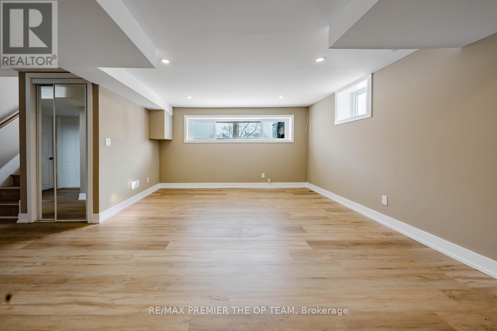 198 Rose Street, Barrie (Wellington), Ontario  L4M 2T9 - Photo 28 - S12736356