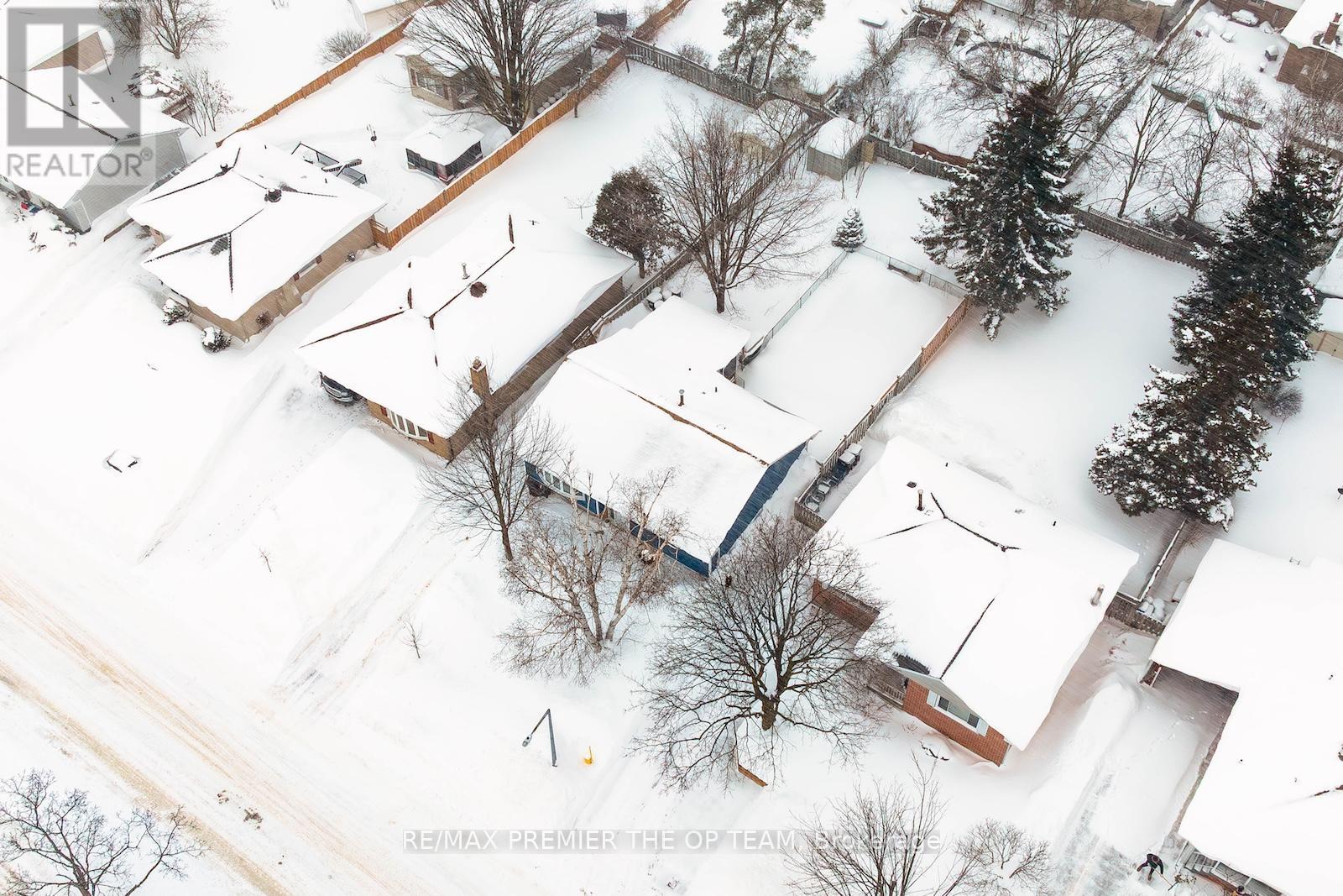 198 Rose Street, Barrie (Wellington), Ontario  L4M 2T9 - Photo 44 - S12736356