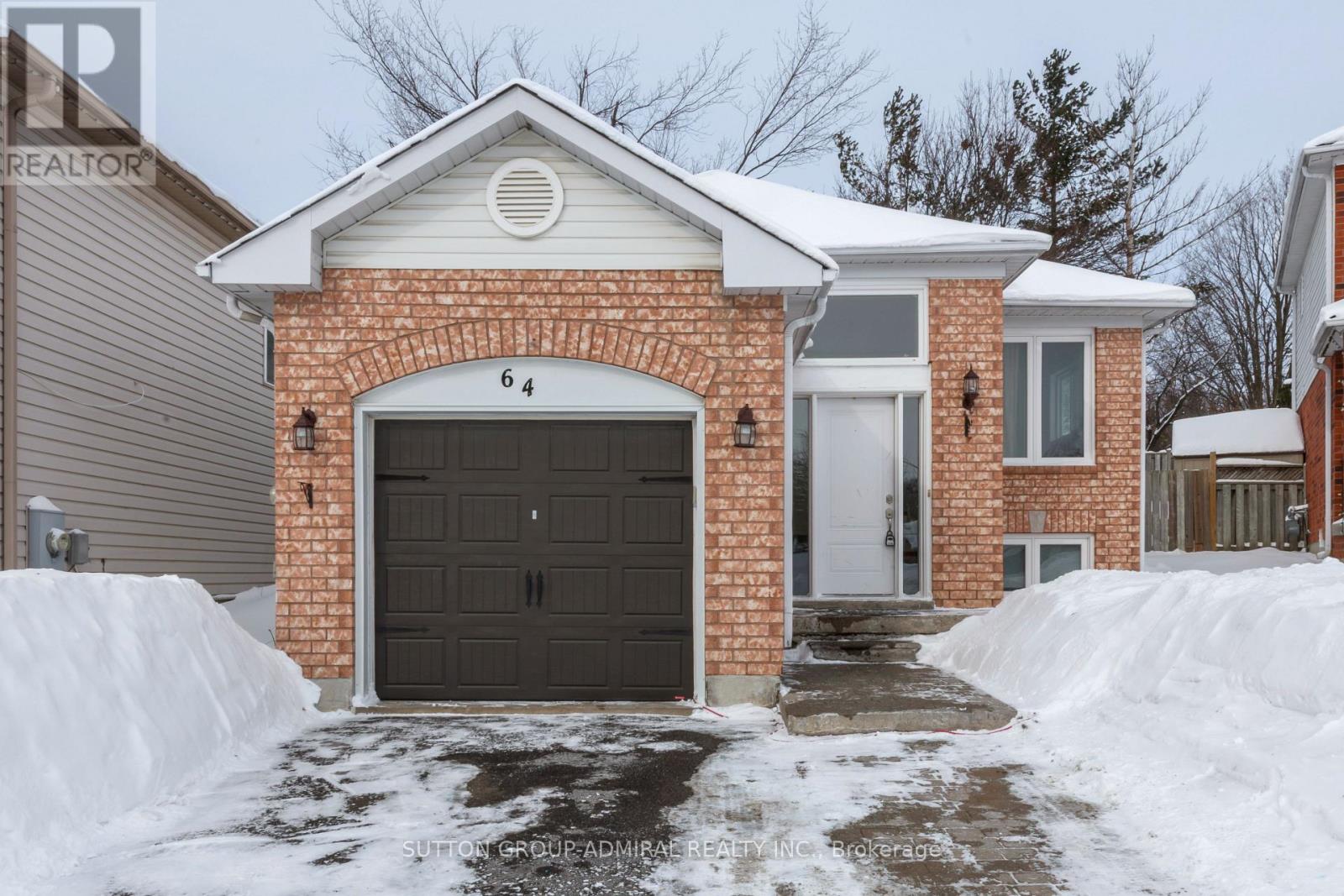 64 Copeman Crescent, Barrie (Painswick North), Ontario  L4N 8B4 - Photo 2 - S12736440