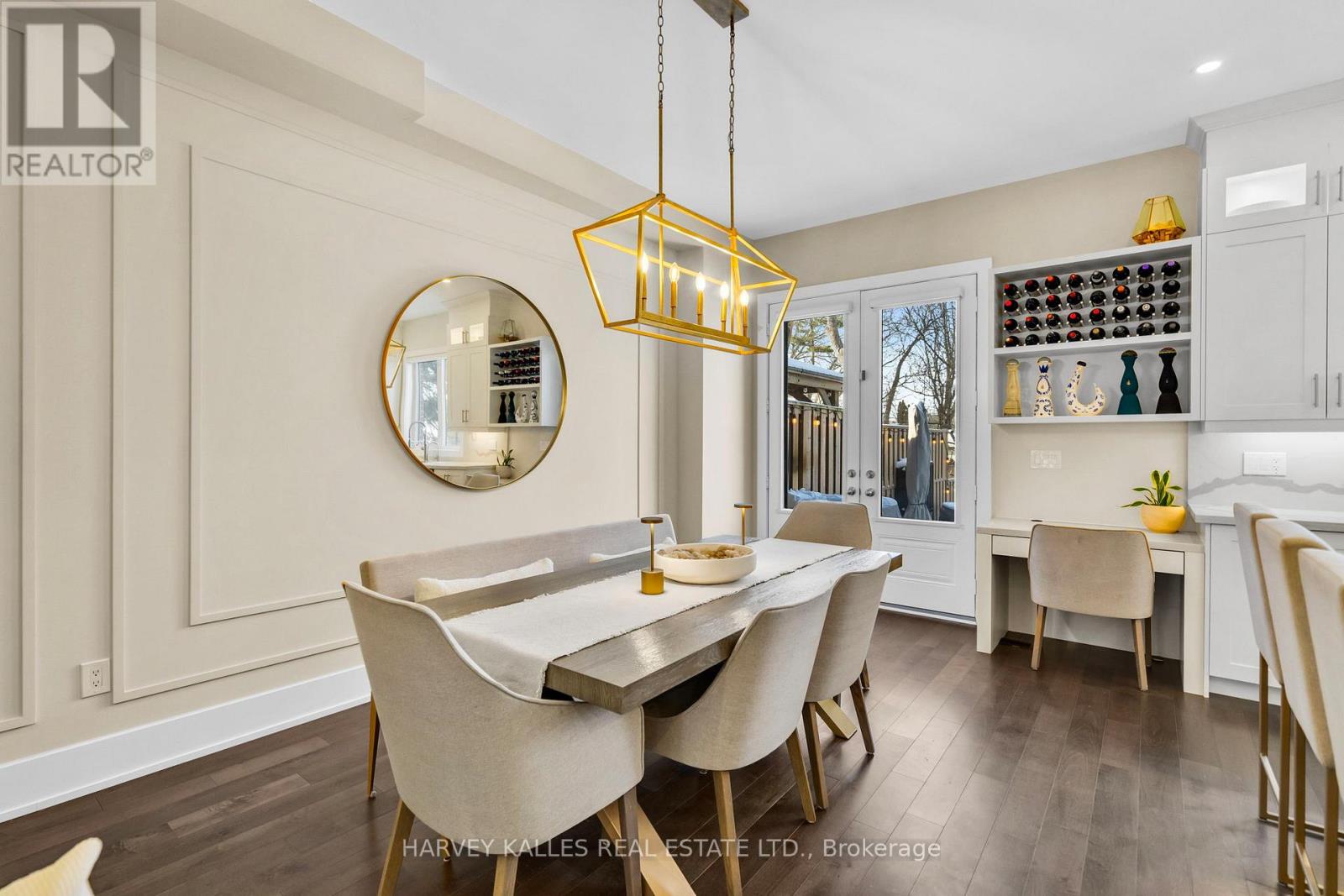 957 Eighth Street, Mississauga, Ontario  L5E 1R6 - Photo 12 - W12736306