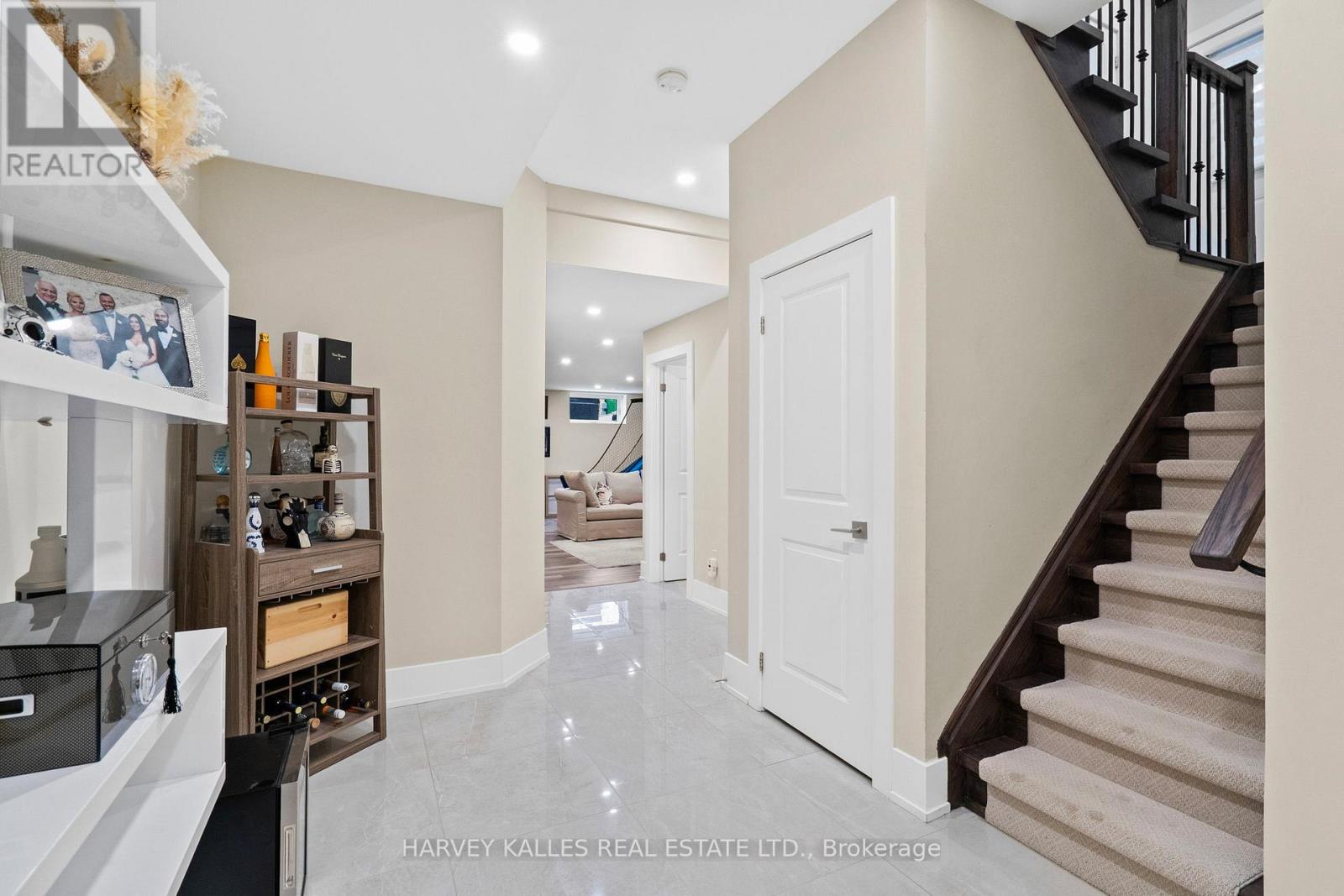 957 Eighth Street, Mississauga, Ontario  L5E 1R6 - Photo 33 - W12736306