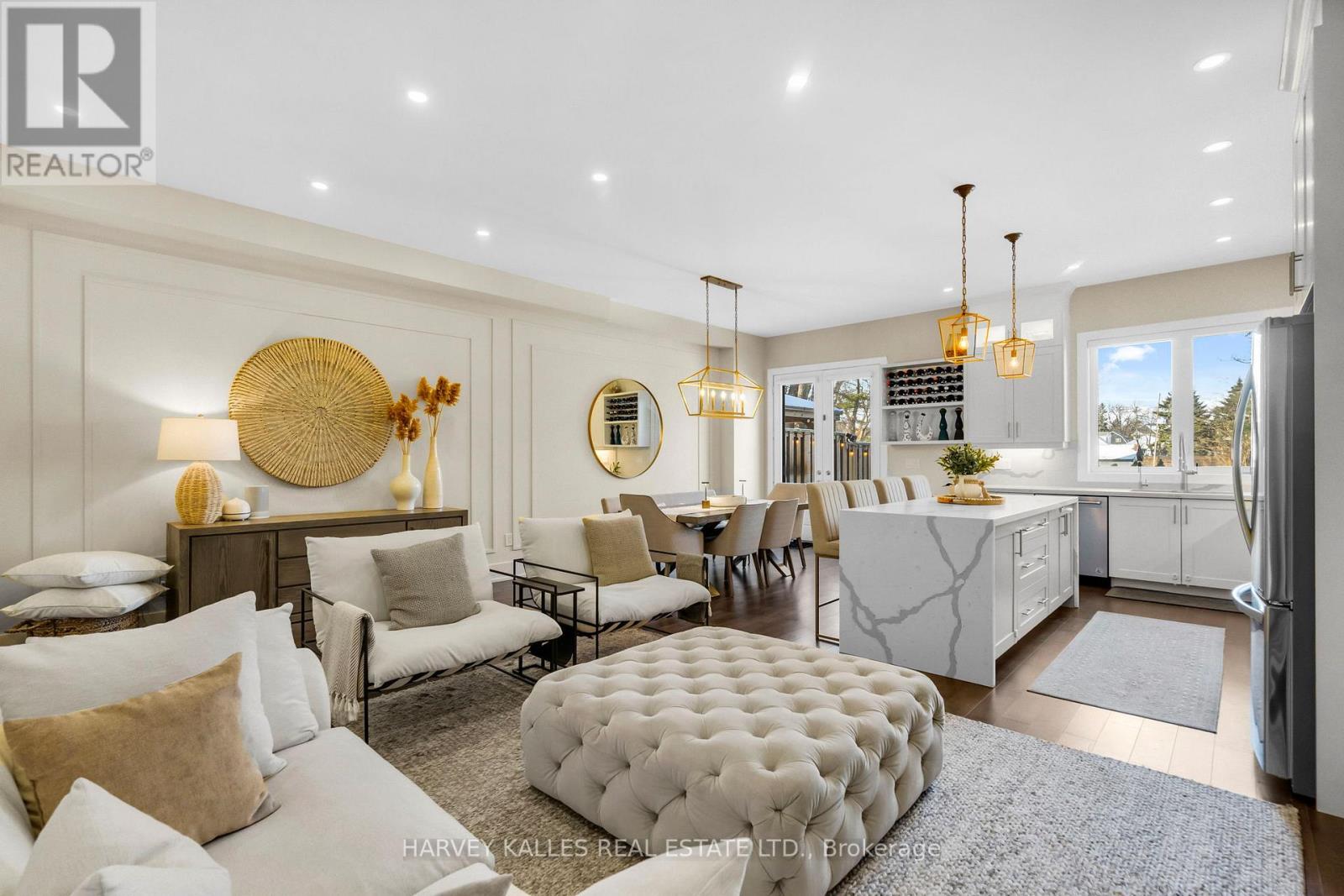 957 Eighth Street, Mississauga, Ontario  L5E 1R6 - Photo 6 - W12736306