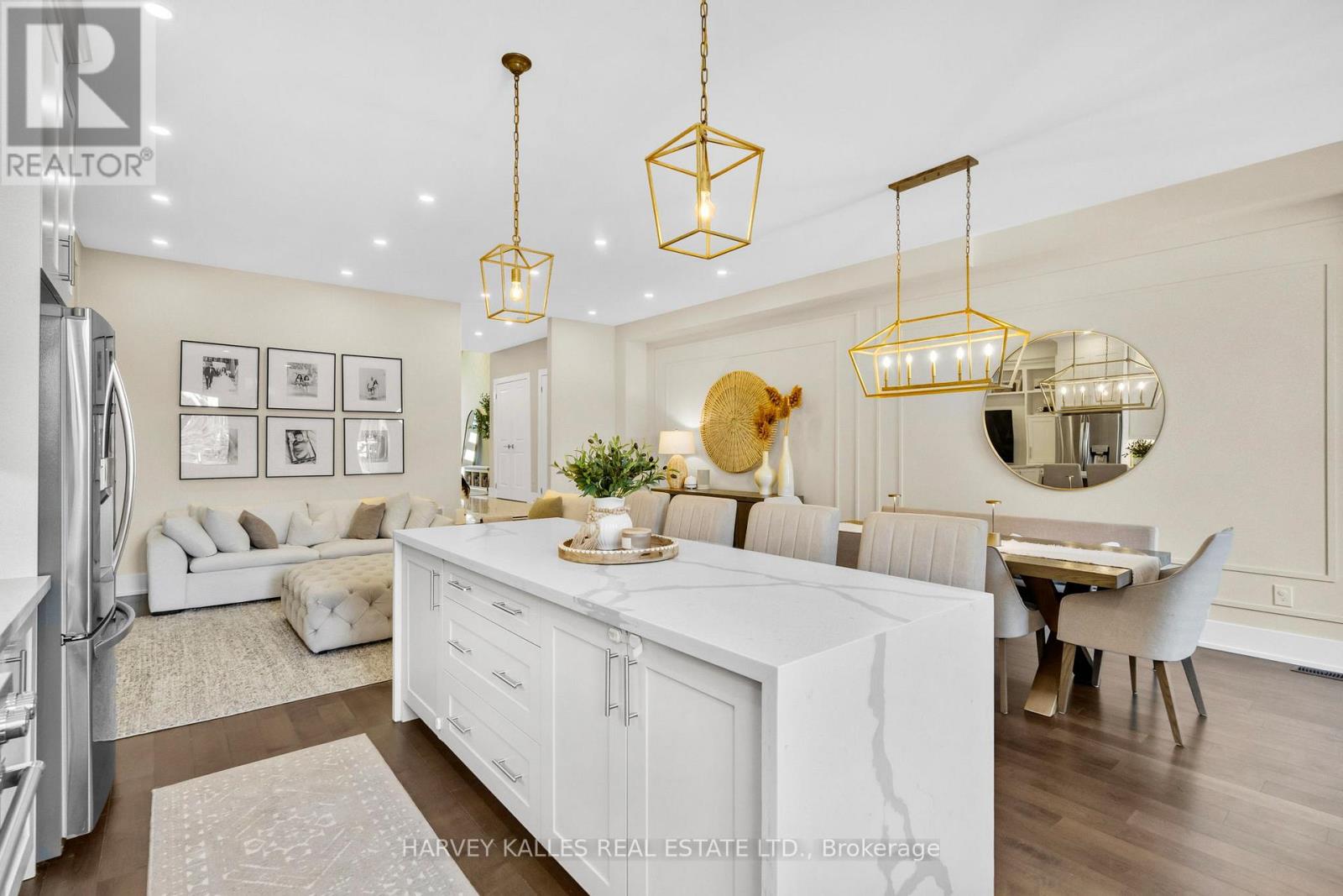 957 Eighth Street, Mississauga, Ontario  L5E 1R6 - Photo 7 - W12736306