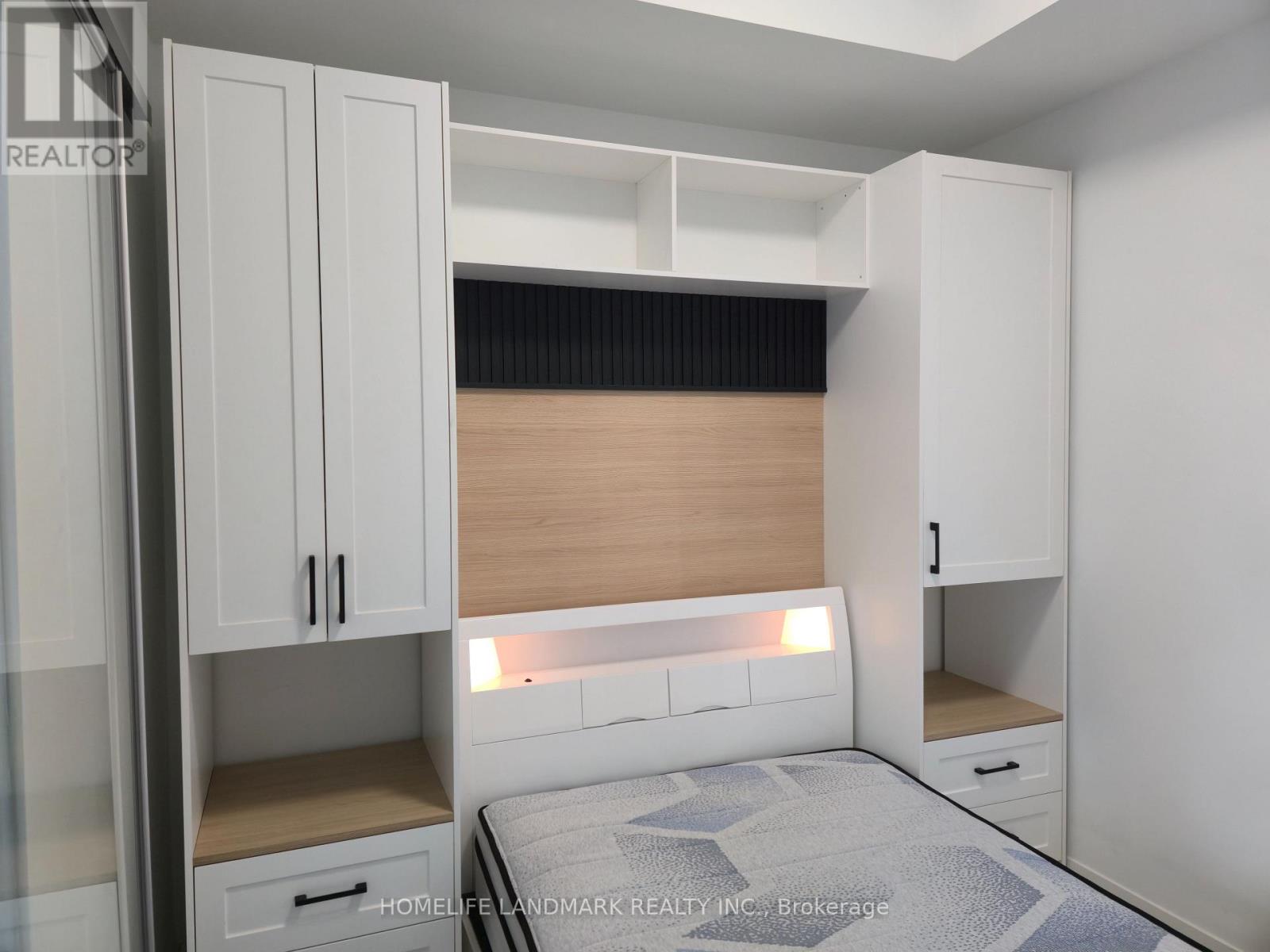 512 - 270 Dufferin Street, Toronto, Ontario  M6K 0H8 - Photo 7 - W12736322