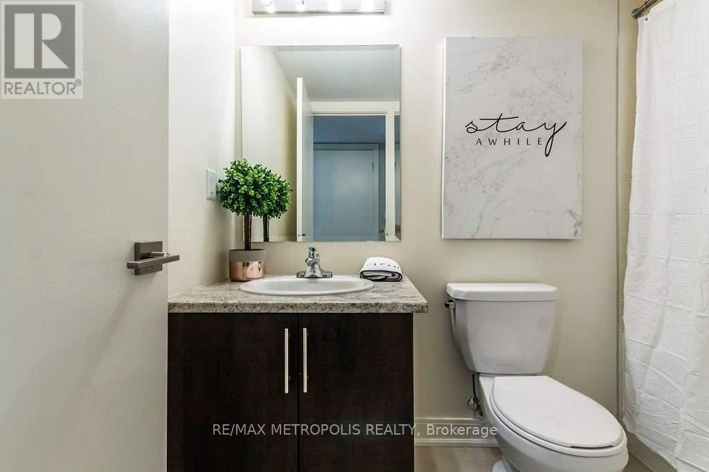 33 - 100 Dufay Road, Brampton, Ontario  L7A 4S3 - Photo 10 - W12736342