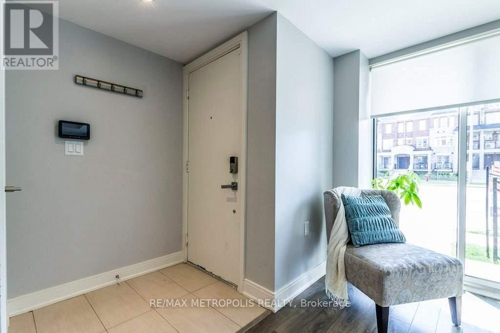 33 - 100 Dufay Road, Brampton, Ontario  L7A 4S3 - Photo 2 - W12736342