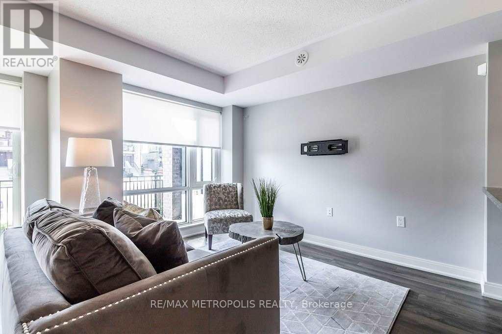 33 - 100 Dufay Road, Brampton, Ontario  L7A 4S3 - Photo 8 - W12736342