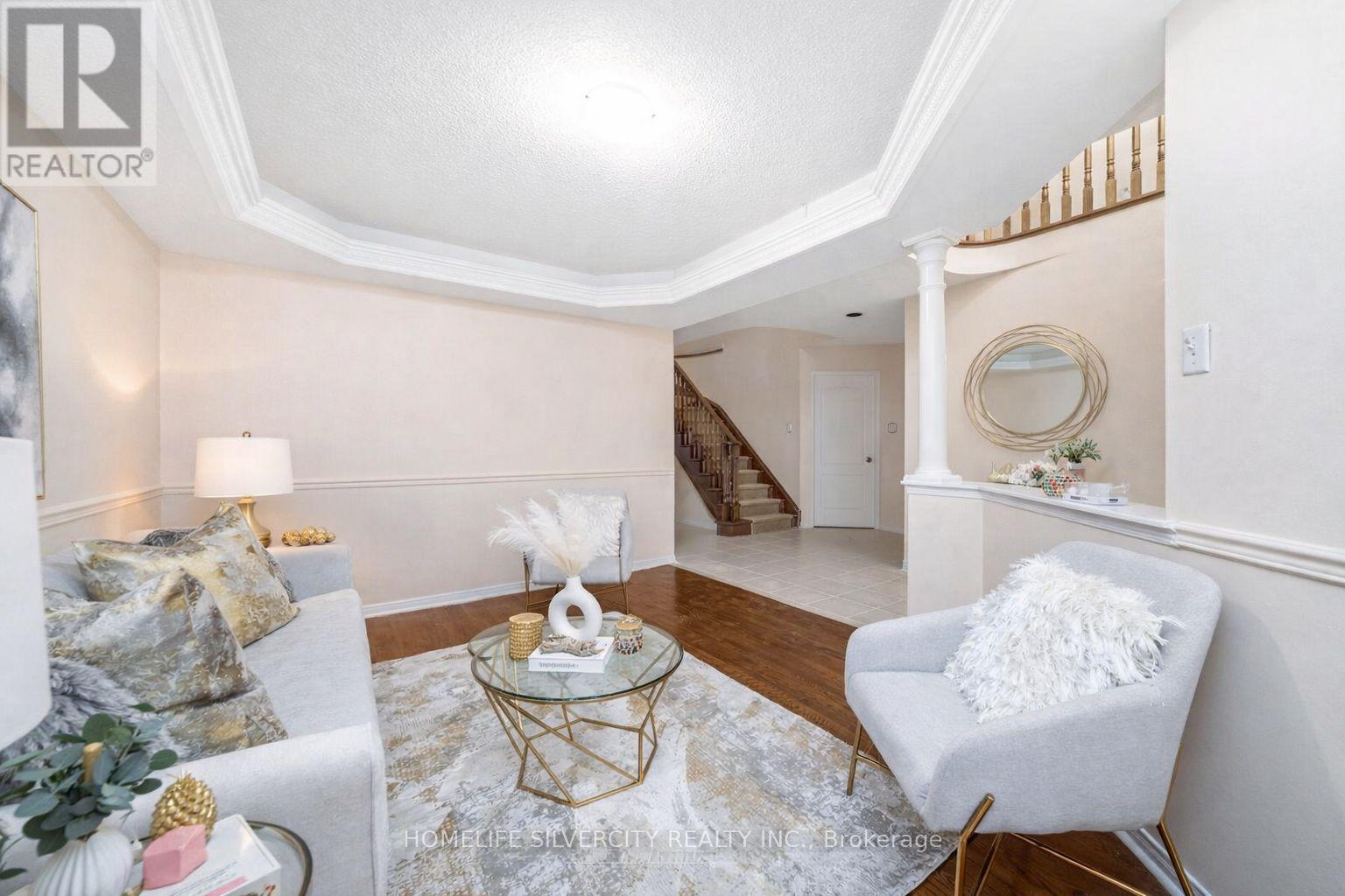 16 Coralreef Crescent, Brampton, Ontario  L6R 2H5 - Photo 4 - W12736364