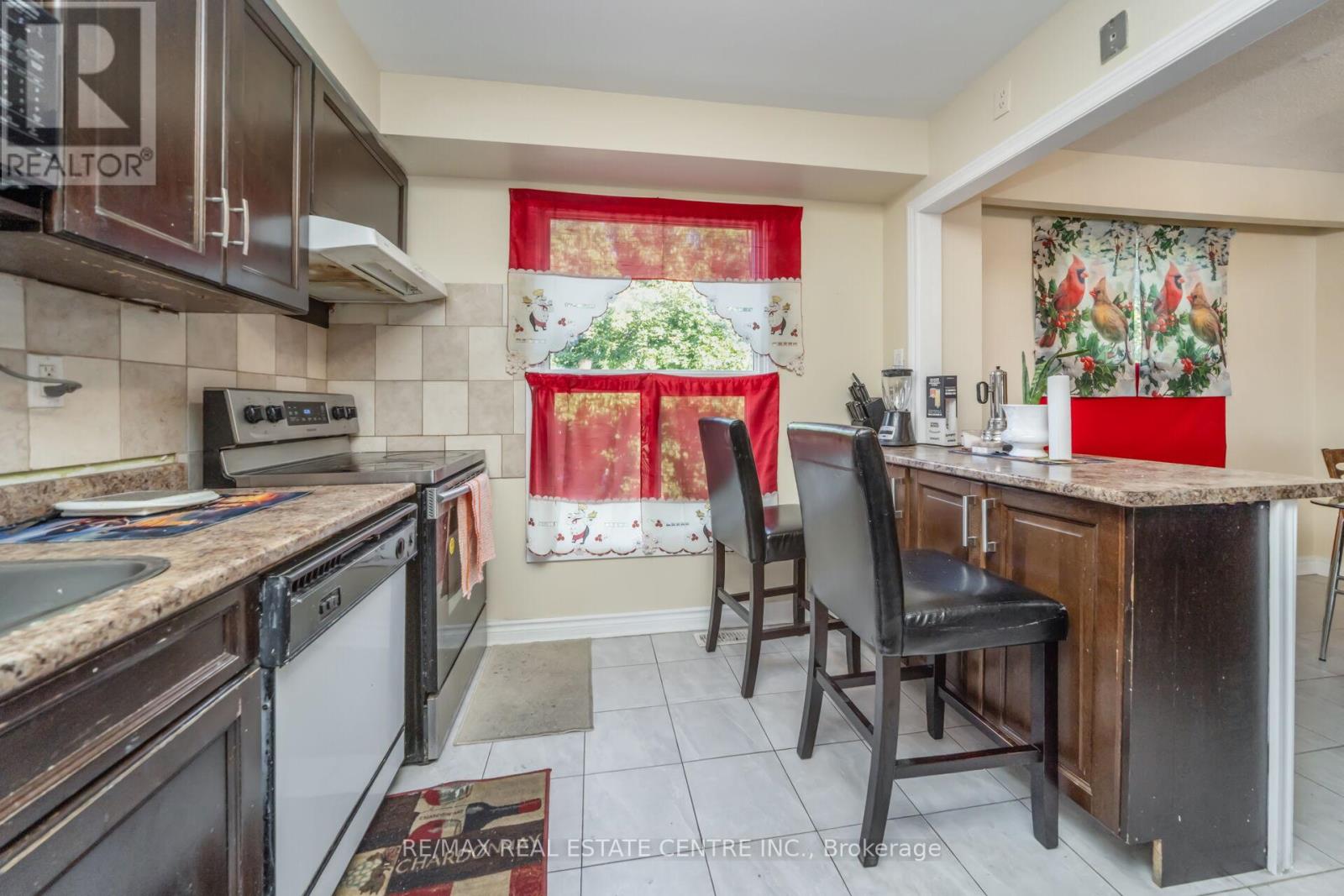 10 Fanshawe Drive, Brampton, Ontario  L6Z 1A9 - Photo 14 - W12736390