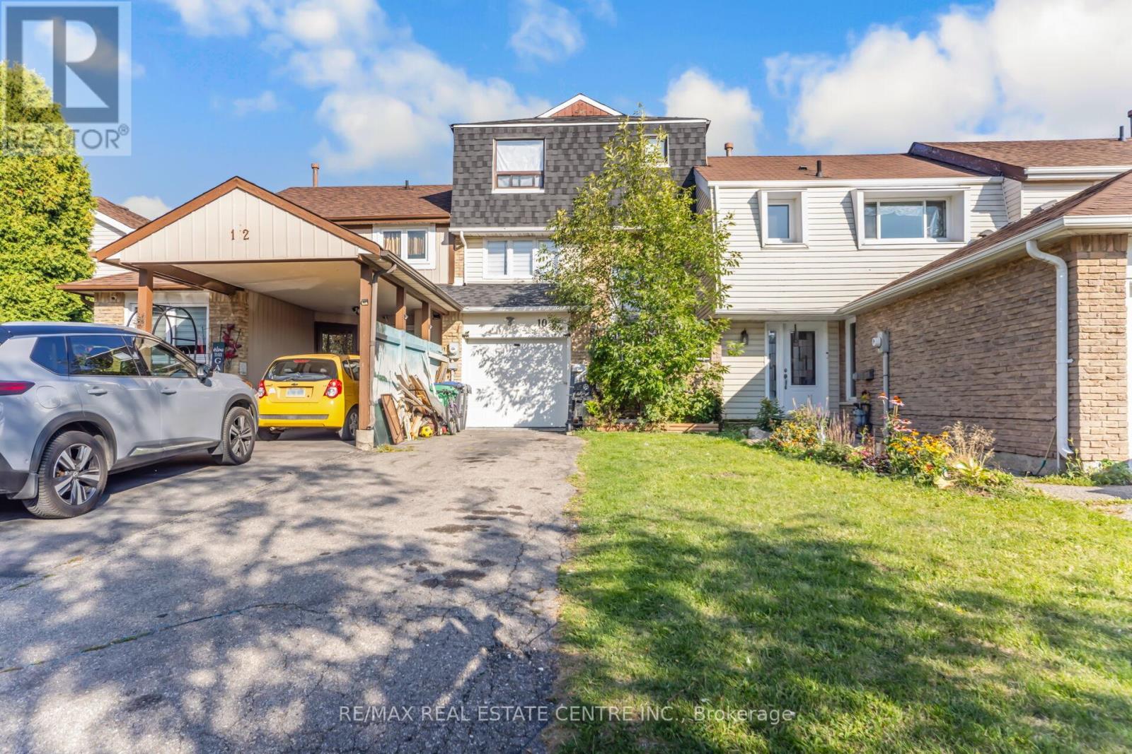 10 Fanshawe Drive, Brampton, Ontario  L6Z 1A9 - Photo 3 - W12736390
